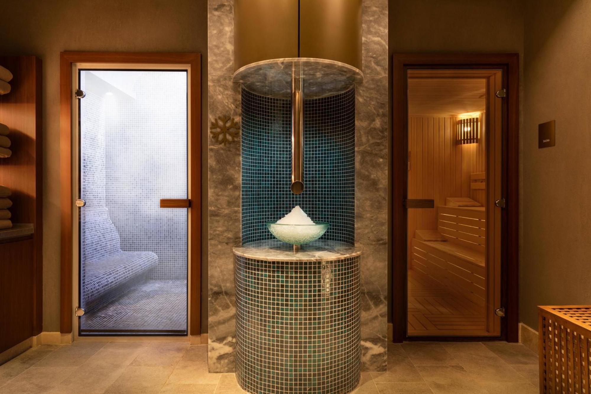 Izmir Marriott Hotel ภายนอก รูปภาพ Spa at The Oberoi, Mumbai